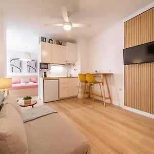 acogedor-departamento-en-centro-histrico-malaga.hotelsinnerja.org/